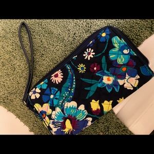Vera Bradley wristlet